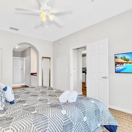 Modern 3Br Near Disney - Pool And Hot Tub! Orlando Kültér fotó