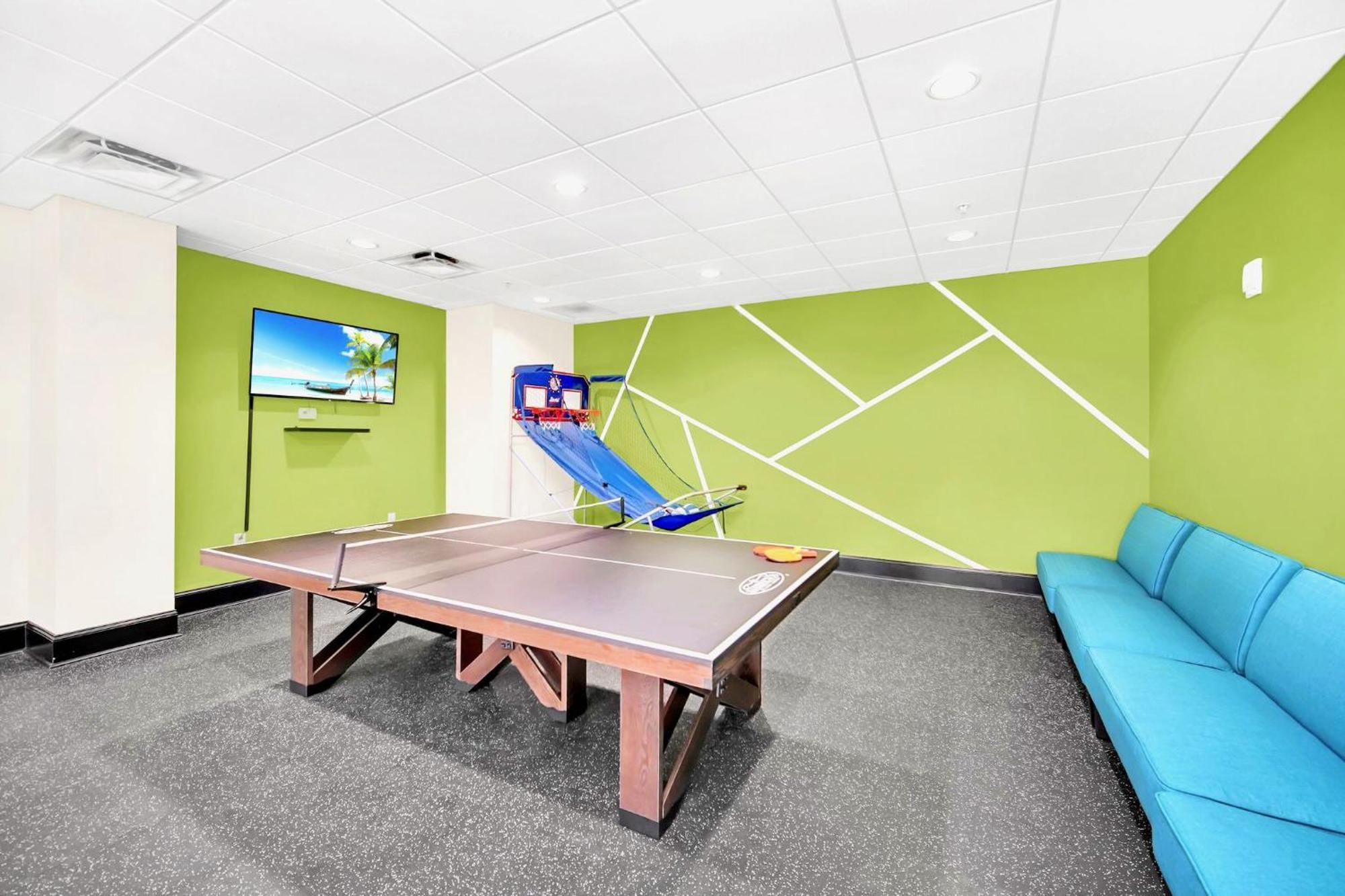 Modern 3Br Near Disney - Pool And Hot Tub! Orlando Kültér fotó